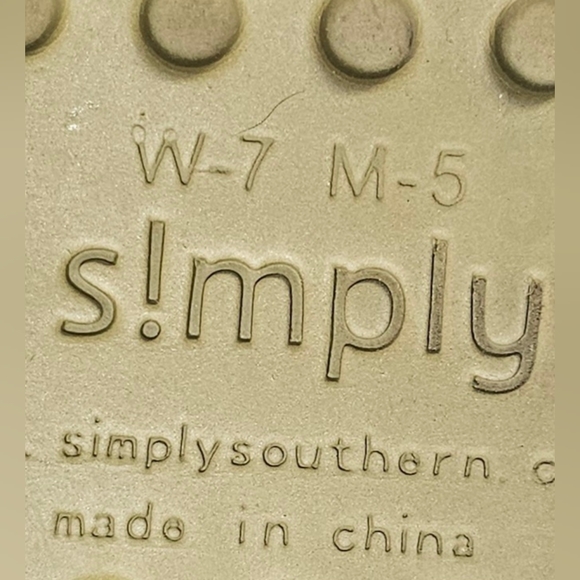 S!MPLY x SIMPLY SOUTHERN | SLIP-ON CASUAL CLOGS - Picture 14 of 14